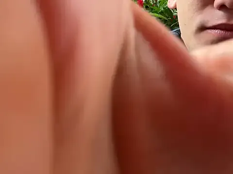 tinyangelxx live broadcast Image 2