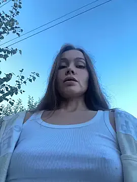 Runarunapi – webcam model profile photo Image 12