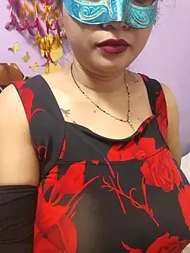 luvlivvyy – webcam model profile photo Image 5