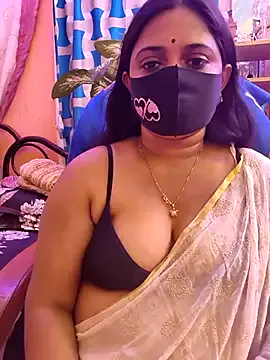 Runarunapi – webcam model profile photo Image 10