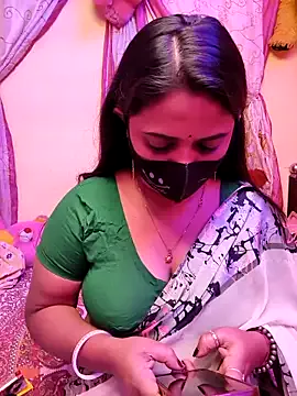 Runarunapi – webcam model profile photo Image 19