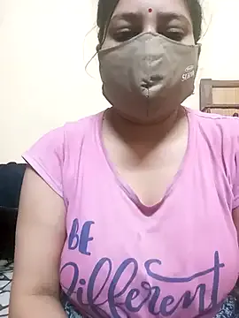 Runarunapi – webcam model profile photo Image 12