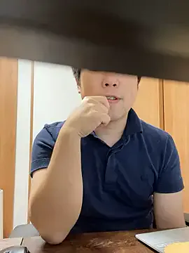 Runarunapi – webcam model profile photo Image 10