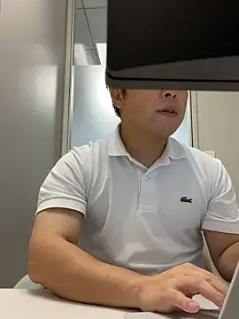 Runarunapi – webcam model profile photo Image 19