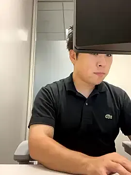 Runarunapi – webcam model profile photo Image 5