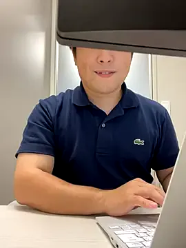 Runarunapi – webcam model profile photo Image 8