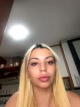 winter11 – webcam model profile photo Image 8