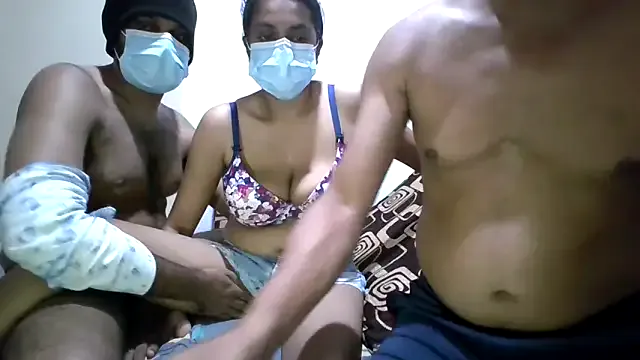 -AngelAri- – webcam model profile photo Image 2