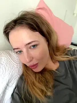 Runarunapi – webcam model profile photo Image 17