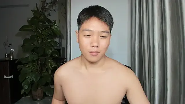 DominantAlex18 – webcam model profile photo Image 13