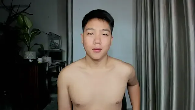 DominantAlex18 – webcam model profile photo Image 6