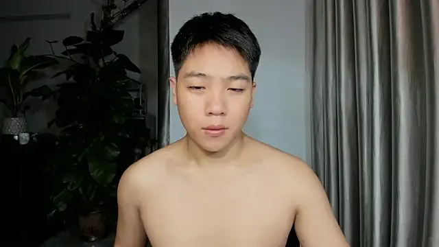 DominantAlex18 – webcam model profile photo Image 7