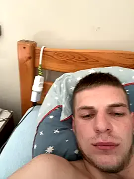 Runarunapi – webcam model profile photo Image 11