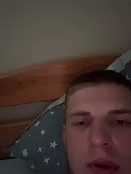 Runarunapi – webcam model profile photo Image 2