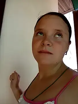 Runarunapi – webcam model profile photo Image 5