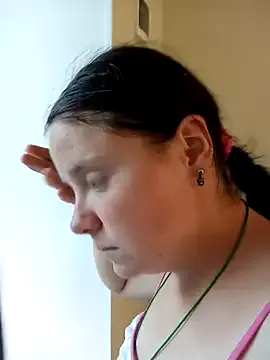 Runarunapi – webcam model profile photo Image 6