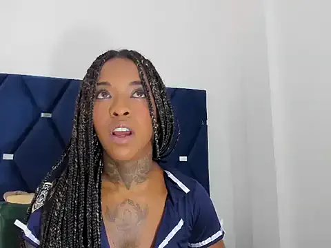 Runarunapi – webcam model profile photo Image 19