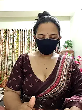 PiperPassionX – webcam model profile photo Image 15