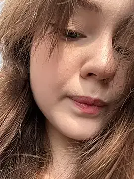 Minami_jjj – webcam model profile photo Image 4