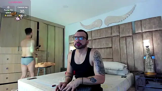 OneInAMillionXXX – webcam model profile photo Image 19