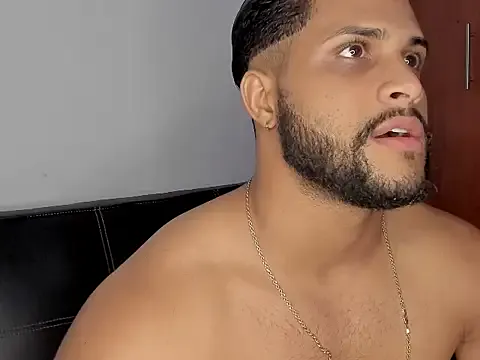 Runarunapi – webcam model profile photo Image 17