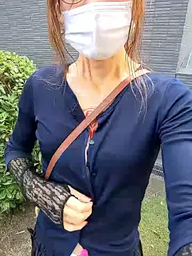 _gummies15 – webcam model profile photo Image 6