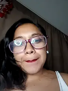_meganmeow_ – webcam model profile photo Image 3