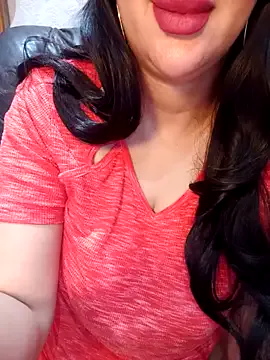 NicoleCut – webcam model profile photo Image 8