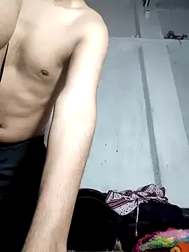 mon1_day – webcam model profile photo Image 6