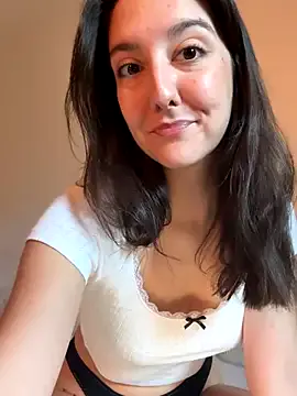 Hanna_18_cute – webcam model profile photo Image 4
