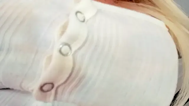 aviebby – webcam model profile photo Image 8