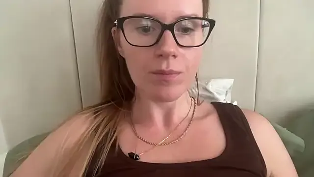 FitMilfBecca – webcam model profile photo Image 19