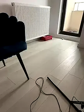 Runarunapi – webcam model profile photo Image 10