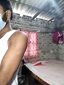 Runarunapi – webcam model profile photo Image 18