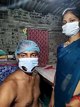 Runarunapi – webcam model profile photo Image 6