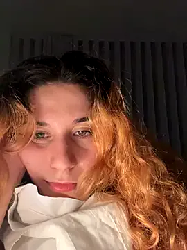 _Alice_1 – webcam model profile photo Image 9