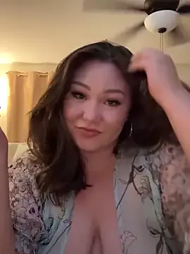 I-Am-Gia – webcam model profile photo Image 4