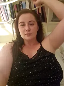 Runarunapi – webcam model profile photo Image 14