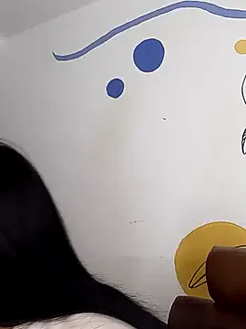 Runarunapi – webcam model profile photo Image 9