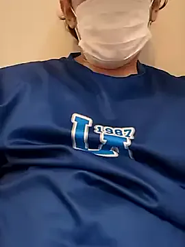 aronyou_win – webcam model profile photo Image 19