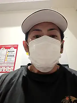 aronyou_win – webcam model profile photo Image 2