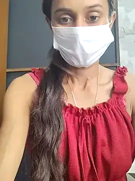 Runarunapi – webcam model profile photo Image 7