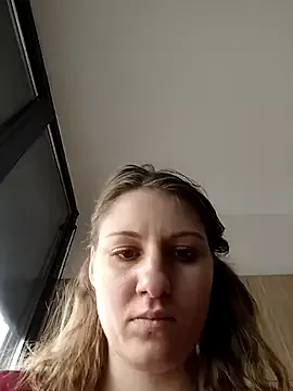 Runarunapi – webcam model profile photo Image 12