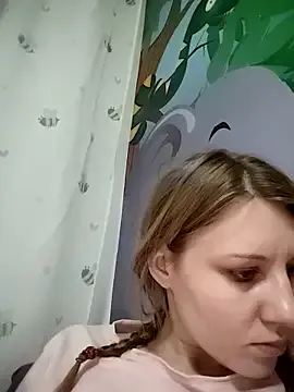 Runarunapi – webcam model profile photo Image 2