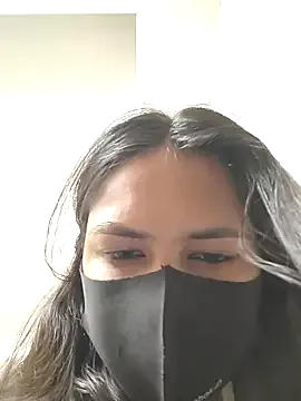 Runarunapi – webcam model profile photo Image 2