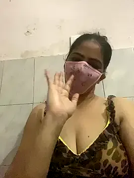 Runarunapi – webcam model profile photo Image 10