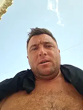 Runarunapi – webcam model profile photo Image 6