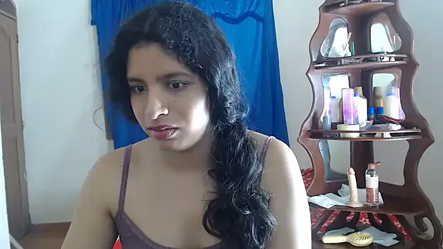 Runarunapi – webcam model profile photo Image 18