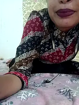 milablum – webcam model profile photo Image 3