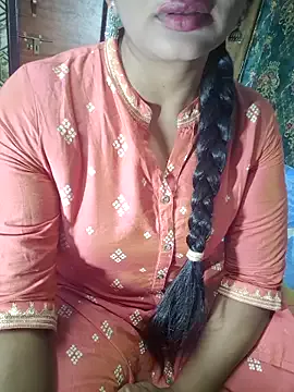 Runarunapi – webcam model profile photo Image 14